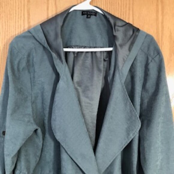 May & July Soft Green Hooded Lightweight Jacket Drawstring Waist Pockets 2X - Picture 2 of 6